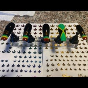 Jamaican themed medium press on nails
